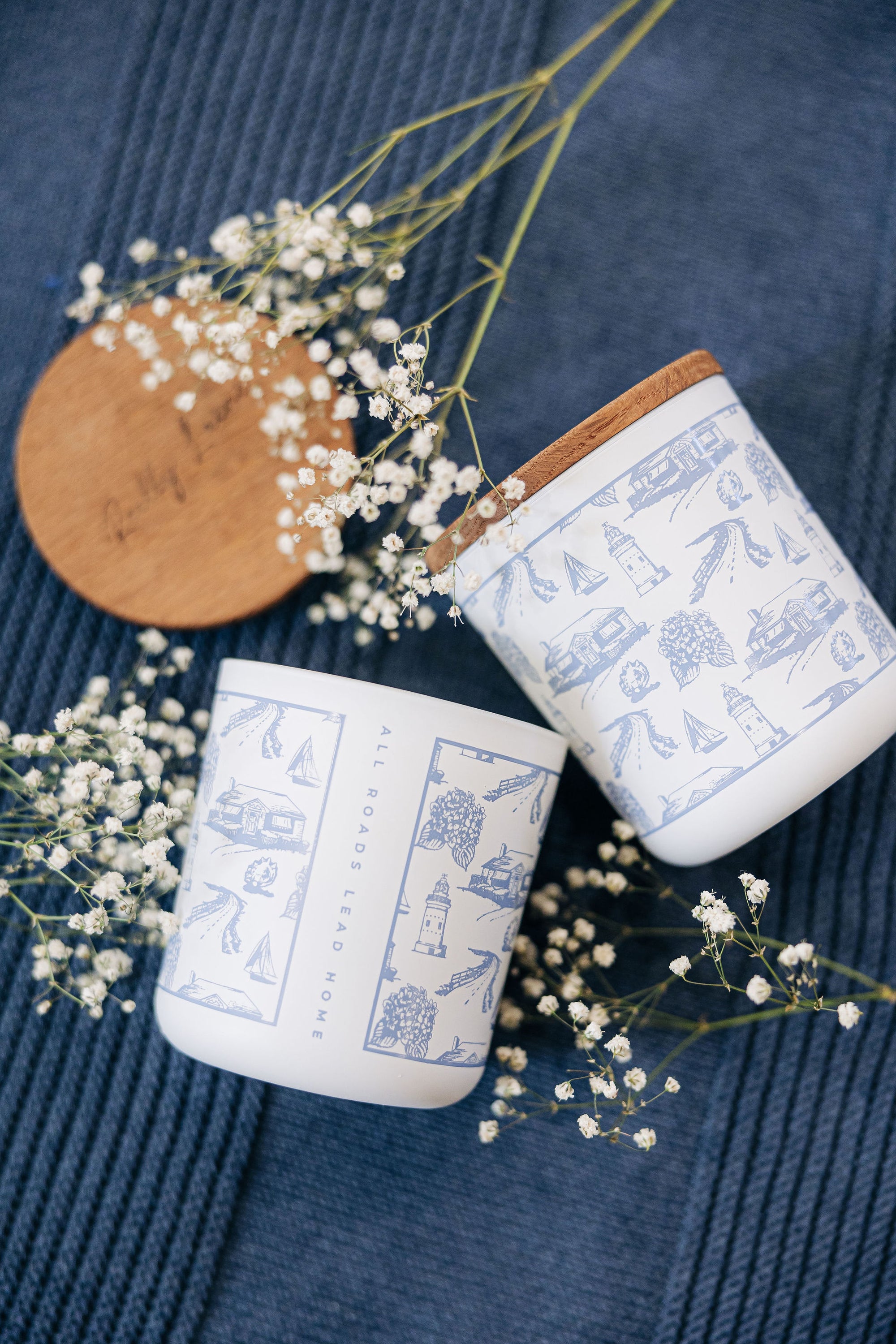 Signature Toile Print Candle